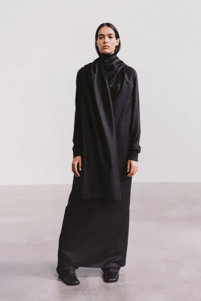 Look 10